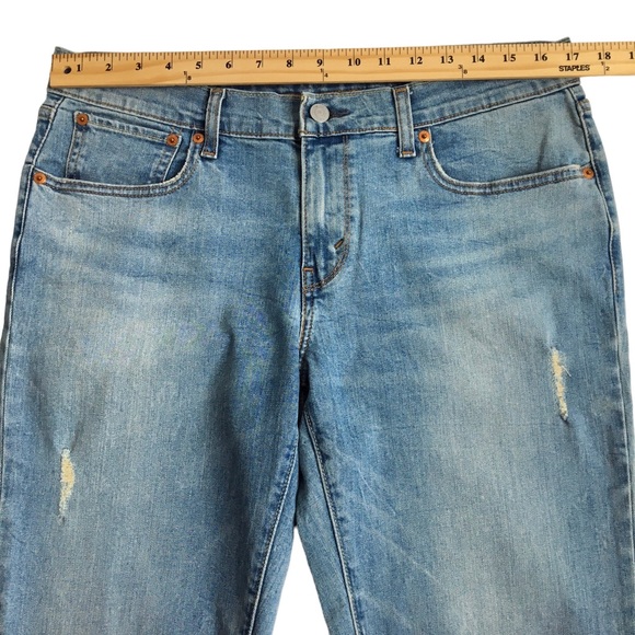 Levi’s Boyfriend Distressed Light Wash Denim Jeans Size 30 - Picture 12 of 17